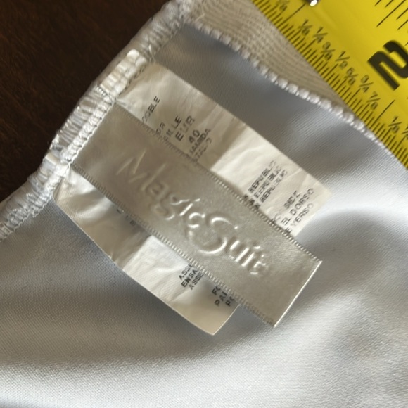 MajicSuit One Piece Swimsuit Size 10 - Picture 5 of 10